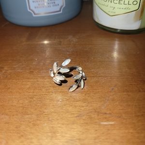 Beautifull ring! Adjustable